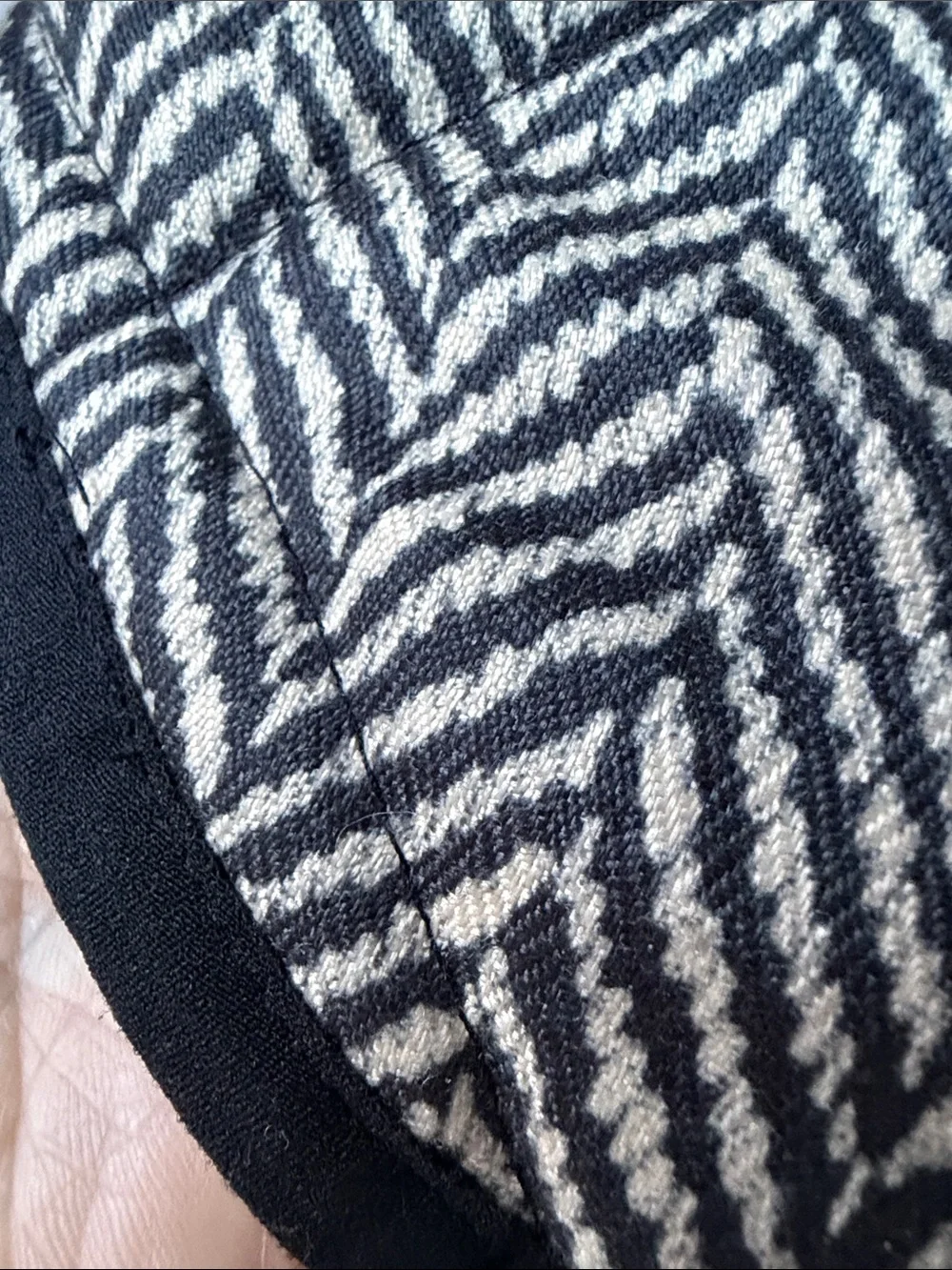 J. Crew Women’s Quilted Herringbone Vest - Black & Cream, Size XS.